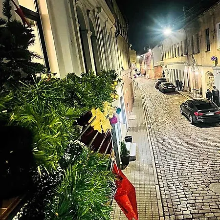 In Old Town Viešbutis